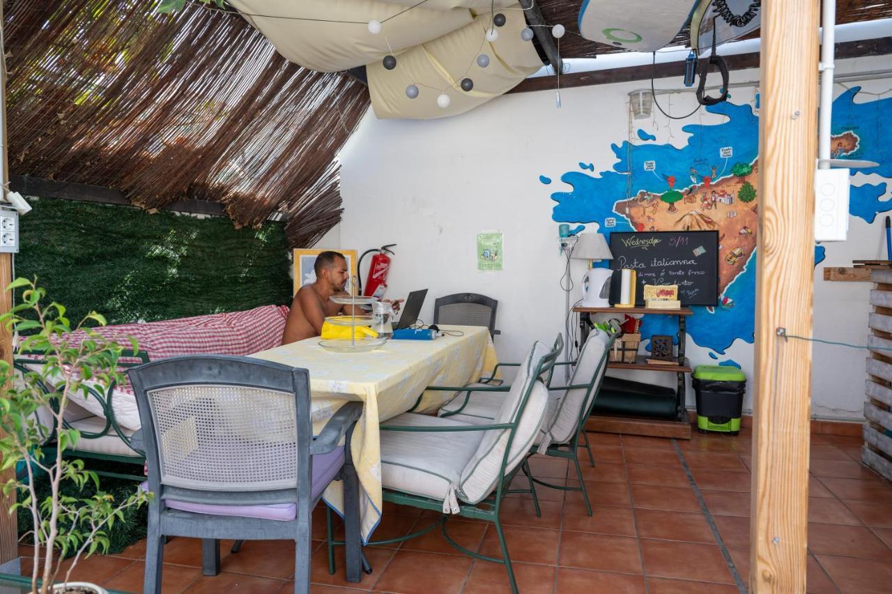 פוארטו דה סנטיאגו Arena Nest Hostel מראה חיצוני תמונה